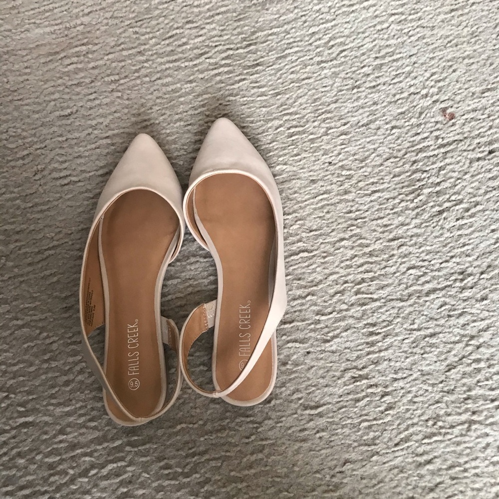 Dressy flats